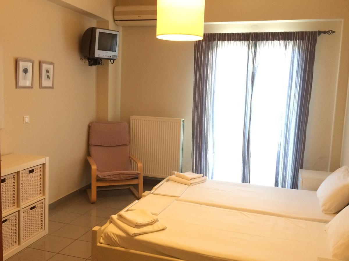 Hôtel Les Sirenes Kardamili Extérieur photo